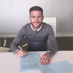 City starlet signs new deal